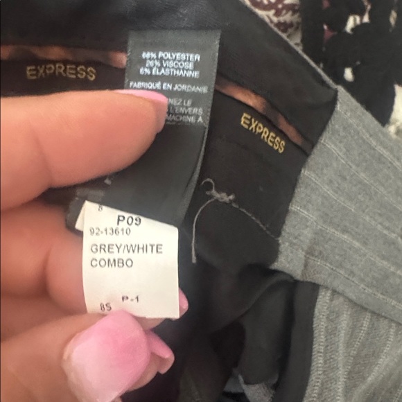 Express Grey and White Pinstriped Signature Stretch Editor Pants. Sz 8/P - Picture 11 of 12